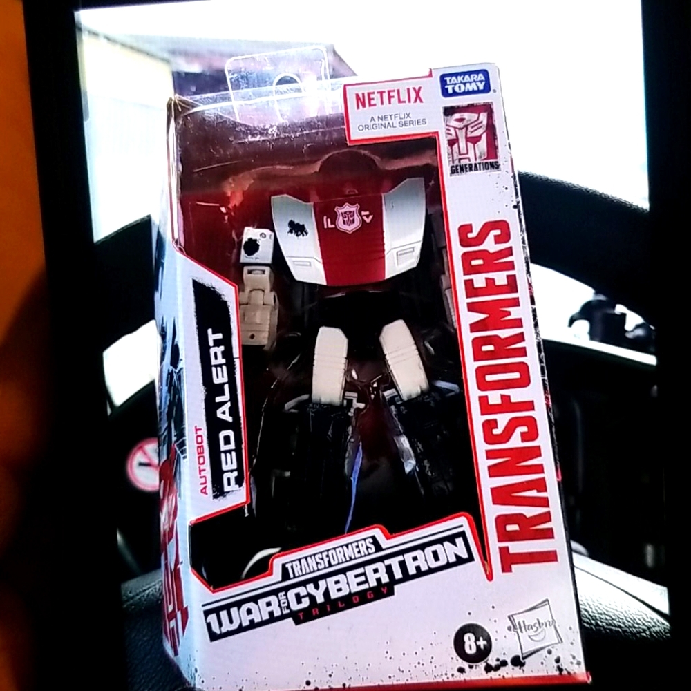 Transform war for cybertron trilogy red alert